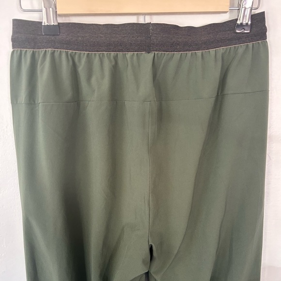REI Co-op Emergence Active Pants in Asparagus Green Size Small - Picture 4 of 6